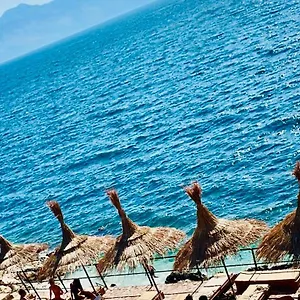 Apartment Lookout 2, Sarande